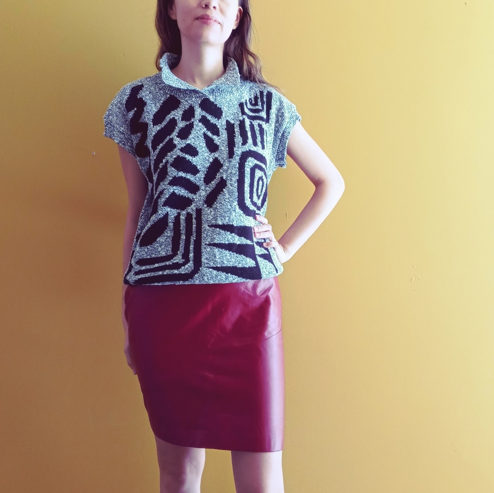 Sold Ann Taylor Loft leather skirt Sz 8p